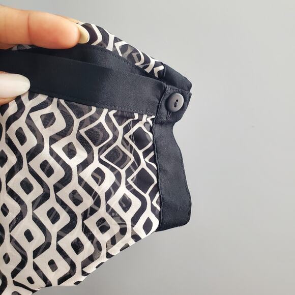 Style & Co. Women's Sheer Black & White Button Down Top L - Picture 5 of 7